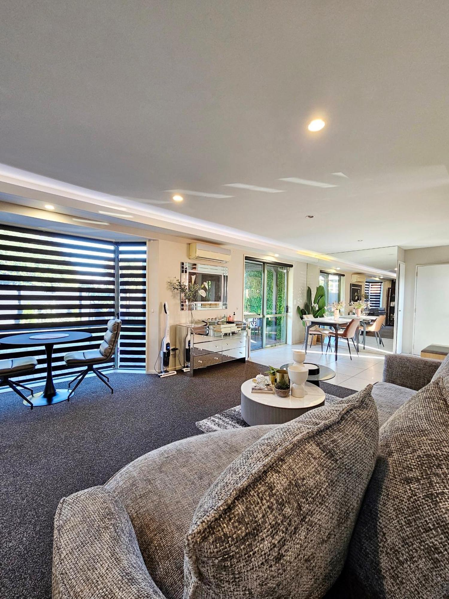 Golden Pearl Bed & Breakfast Christchurch Exterior photo